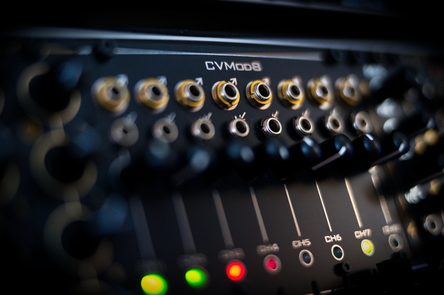 Avalon Harmonics CVMod8 closeup
