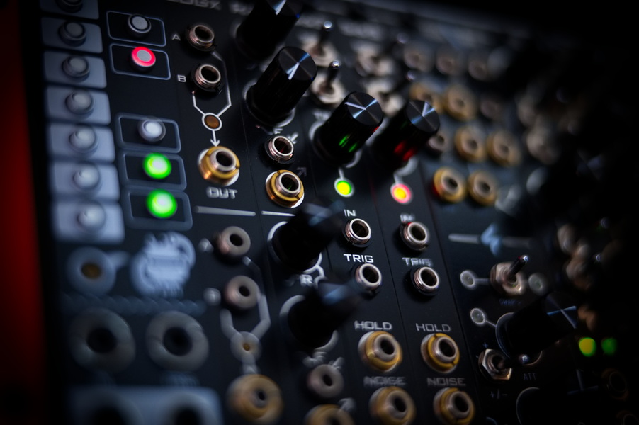 Avalon Harmonics LOGx, R&F and S&S closeup